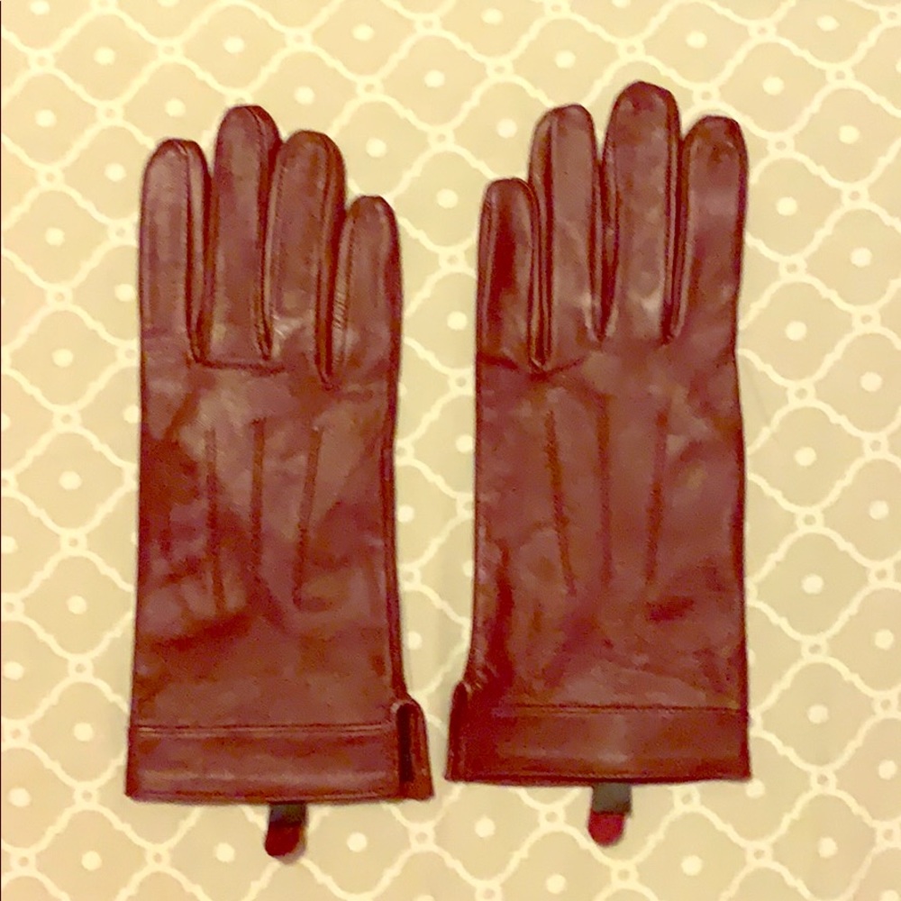 100% leather gloves